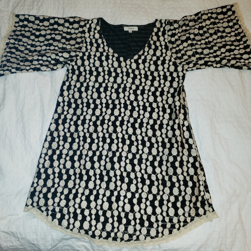 Tunic or short dress, embroidered